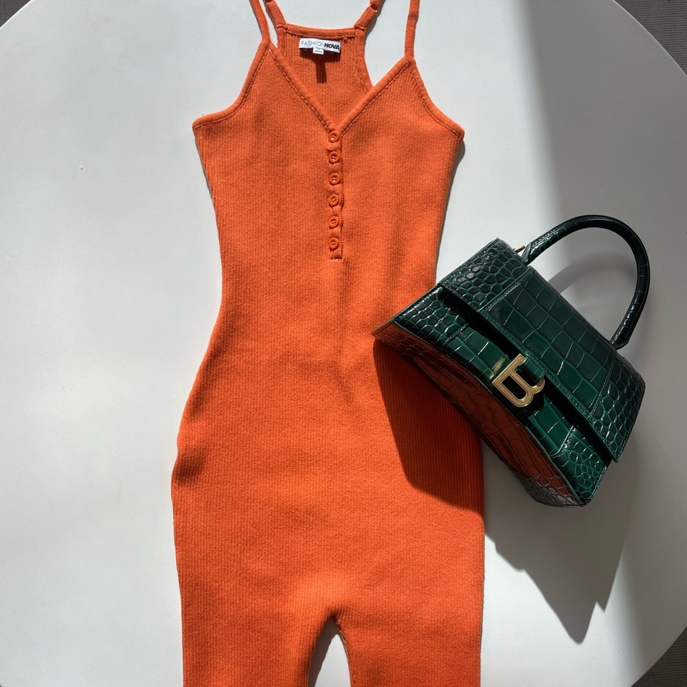 Orange jumpsuit 🍊